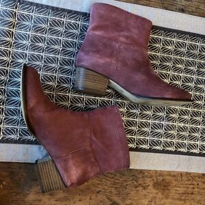 J. Jill Mauve Suede Boots Size 6.5